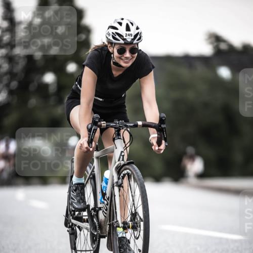 21.06.2026 - 29. Vierlanden-Triathlon H.Heesch http://msf.ph/oto/9903505 21.06.2026 10:16:27 Radfahren 83, 249, 392, 409, 473 meine-sportfotos.de