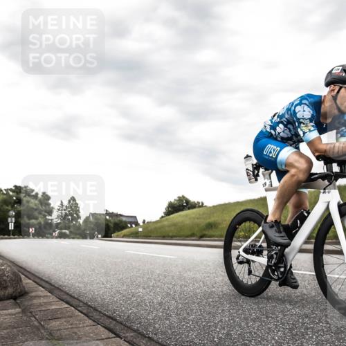21.06.2026 - 29. Vierlanden-Triathlon H.Heesch http://msf.ph/oto/9903517 21.06.2026 10:11:30 Radfahren 139, 296 meine-sportfotos.de