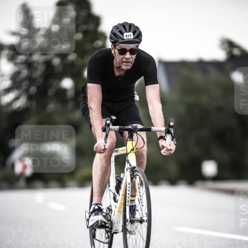 21.06.2026 - 29. Vierlanden-Triathlon H.Heesch http://msf.ph/oto/9903548 21.06.2026 10:16:35 Radfahren 32, 83, 101, 114, 392, 409, 417 meine-sportfotos.de