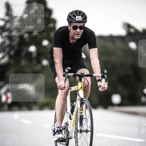 21.06.2026 - 29. Vierlanden-Triathlon H.Heesch http://msf.ph/oto/9903551 21.06.2026 10:16:35 Radfahren 32, 83, 101, 114, 392, 409, 417 meine-sportfotos.de