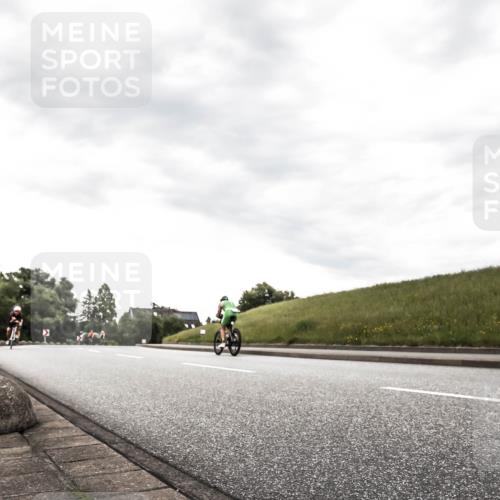 21.06.2026 - 29. Vierlanden-Triathlon H.Heesch http://msf.ph/oto/9903560 21.06.2026 10:12:11 Radfahren 39, 454 meine-sportfotos.de