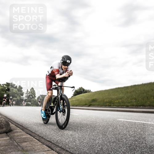 21.06.2026 - 29. Vierlanden-Triathlon H.Heesch http://msf.ph/oto/9903606 21.06.2026 10:13:18 Radfahren 60, 126, 395, 431 meine-sportfotos.de