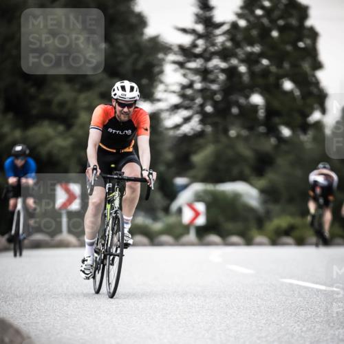 21.06.2026 - 29. Vierlanden-Triathlon H.Heesch http://msf.ph/oto/9903610 21.06.2026 10:17:48 Radfahren 3, 63, 428, 458, 471 meine-sportfotos.de