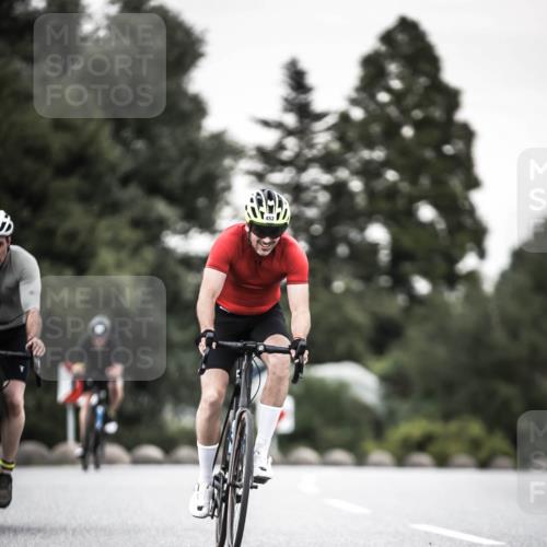 21.06.2026 - 29. Vierlanden-Triathlon H.Heesch http://msf.ph/oto/9903617 21.06.2026 10:17:32 Radfahren 77, 107, 116, 210, 211, 419, 445, 452 meine-sportfotos.de