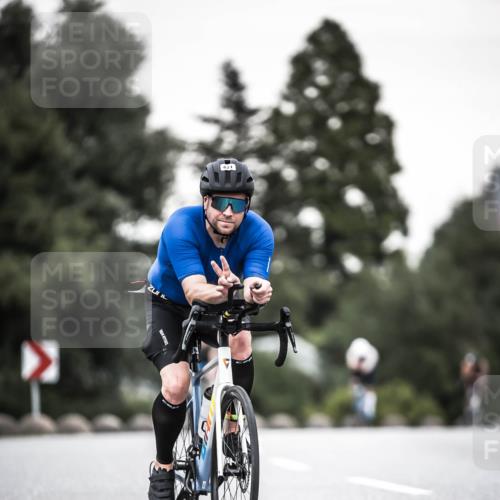 21.06.2026 - 29. Vierlanden-Triathlon H.Heesch http://msf.ph/oto/9903638 21.06.2026 10:17:51 Radfahren 3, 422, 428, 444, 471 meine-sportfotos.de