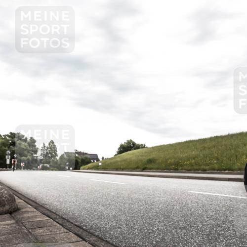 21.06.2026 - 29. Vierlanden-Triathlon H.Heesch http://msf.ph/oto/9903658 21.06.2026 10:13:29 Radfahren 9, 26, 75, 90, 236, 276 meine-sportfotos.de