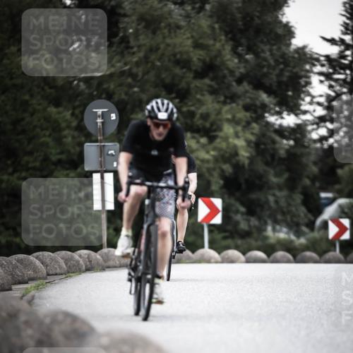 21.06.2026 - 29. Vierlanden-Triathlon H.Heesch http://msf.ph/oto/9903678 21.06.2026 10:17:42 Radfahren 63, 428, 458, 475 meine-sportfotos.de