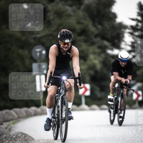 21.06.2026 - 29. Vierlanden-Triathlon H.Heesch http://msf.ph/oto/9903697 21.06.2026 10:18:17 Radfahren 105, 124, 279 meine-sportfotos.de