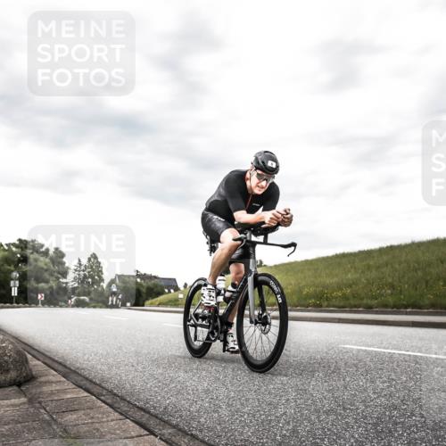21.06.2026 - 29. Vierlanden-Triathlon H.Heesch http://msf.ph/oto/9903704 21.06.2026 10:14:25 Radfahren 5 meine-sportfotos.de