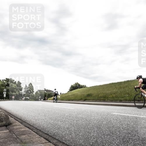 21.06.2026 - 29. Vierlanden-Triathlon H.Heesch http://msf.ph/oto/9903720 21.06.2026 10:14:27 Radfahren 5, 241 meine-sportfotos.de