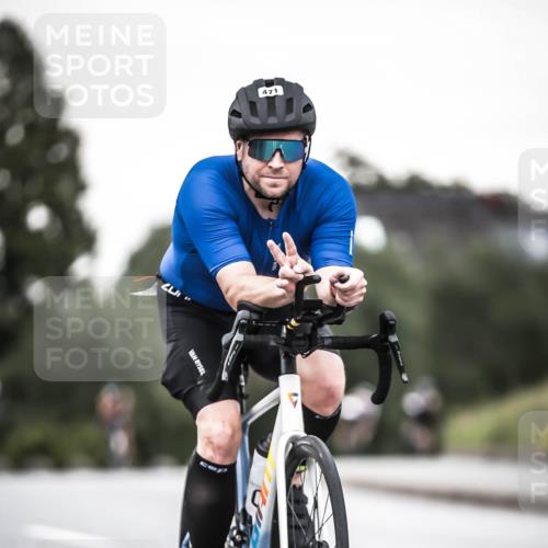 21.06.2026 - 29. Vierlanden-Triathlon H.Heesch http://msf.ph/oto/9903789 21.06.2026 10:17:51 Radfahren 3, 422, 428, 444, 471 meine-sportfotos.de