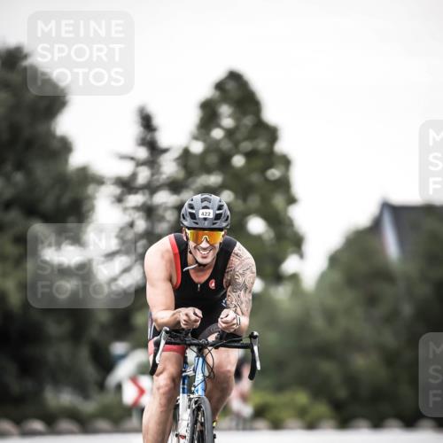 21.06.2026 - 29. Vierlanden-Triathlon H.Heesch http://msf.ph/oto/9903810 21.06.2026 10:17:58 Radfahren 3, 64, 422, 444, 474, 477 meine-sportfotos.de