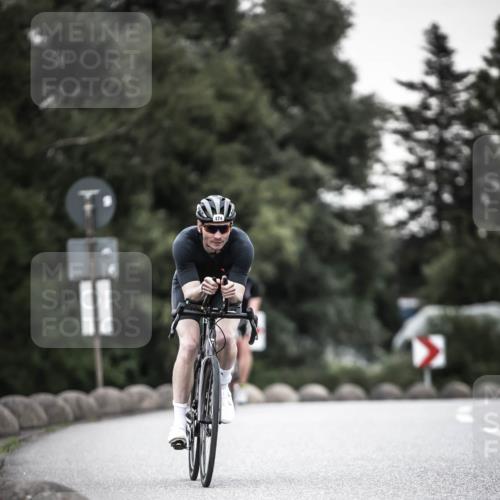 21.06.2026 - 29. Vierlanden-Triathlon H.Heesch http://msf.ph/oto/9903848 21.06.2026 10:18:01 Radfahren 64, 191, 422, 439, 444, 474, 477 meine-sportfotos.de