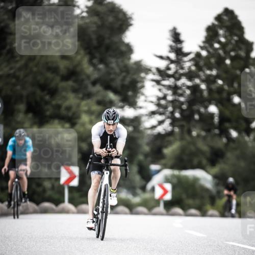 21.06.2026 - 29. Vierlanden-Triathlon H.Heesch http://msf.ph/oto/9903849 21.06.2026 10:19:06 Radfahren 24, 45, 261, 418, 470 meine-sportfotos.de