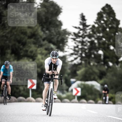 21.06.2026 - 29. Vierlanden-Triathlon H.Heesch http://msf.ph/oto/9903855 21.06.2026 10:19:06 Radfahren 24, 45, 261, 418, 470 meine-sportfotos.de