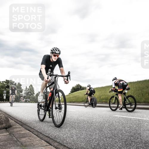 21.06.2026 - 29. Vierlanden-Triathlon H.Heesch http://msf.ph/oto/9903879 21.06.2026 10:17:44 Radfahren 63, 458, 475 meine-sportfotos.de