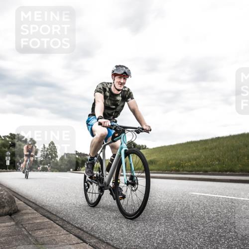 21.06.2026 - 29. Vierlanden-Triathlon H.Heesch http://msf.ph/oto/9903908 21.06.2026 10:17:57 Radfahren 3, 422, 444 meine-sportfotos.de