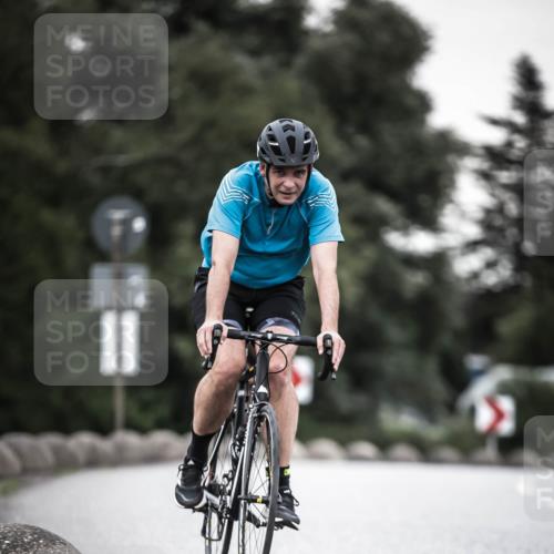 21.06.2026 - 29. Vierlanden-Triathlon H.Heesch http://msf.ph/oto/9903916 21.06.2026 10:19:09 Radfahren 24, 45, 261, 418, 470 meine-sportfotos.de