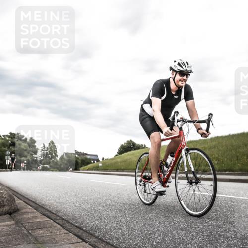 21.06.2026 - 29. Vierlanden-Triathlon H.Heesch http://msf.ph/oto/9903918 21.06.2026 10:18:05 Radfahren 64, 191, 439, 474, 477 meine-sportfotos.de