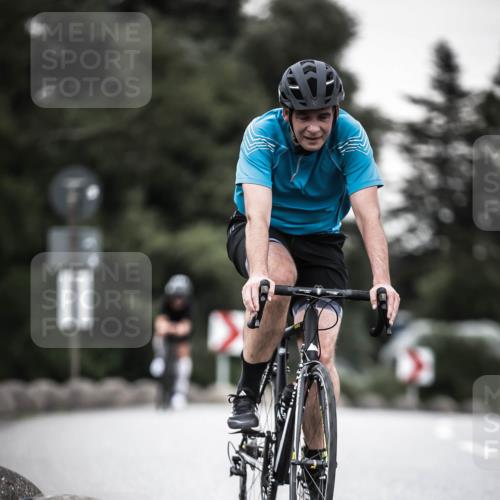 21.06.2026 - 29. Vierlanden-Triathlon H.Heesch http://msf.ph/oto/9903933 21.06.2026 10:19:09 Radfahren 24, 45, 261, 418, 470 meine-sportfotos.de