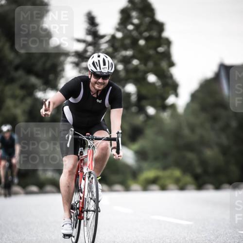 21.06.2026 - 29. Vierlanden-Triathlon H.Heesch http://msf.ph/oto/9903938 21.06.2026 10:18:04 Radfahren 64, 191, 439, 474, 477 meine-sportfotos.de