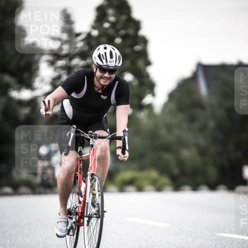 21.06.2026 - 29. Vierlanden-Triathlon H.Heesch http://msf.ph/oto/9903947 21.06.2026 10:18:04 Radfahren 64, 191, 439, 474, 477 meine-sportfotos.de