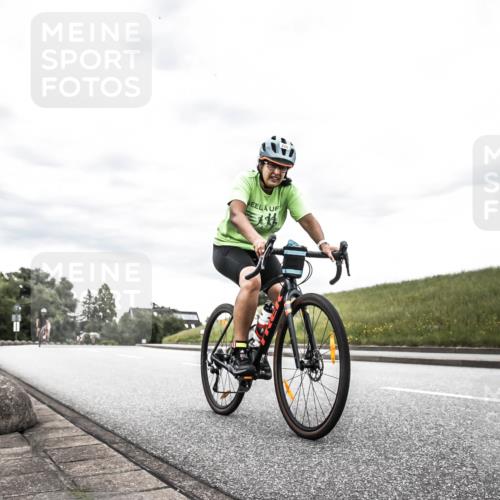 21.06.2026 - 29. Vierlanden-Triathlon H.Heesch http://msf.ph/oto/9903962 21.06.2026 10:22:57 Radfahren 256, 404 meine-sportfotos.de