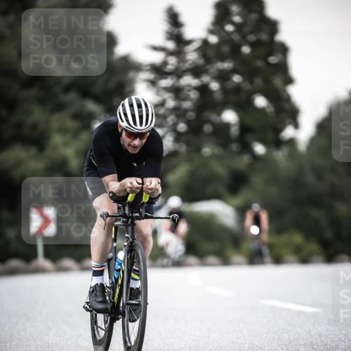21.06.2026 - 29. Vierlanden-Triathlon H.Heesch http://msf.ph/oto/9904027 21.06.2026 10:18:09 Radfahren 191, 279, 439 meine-sportfotos.de