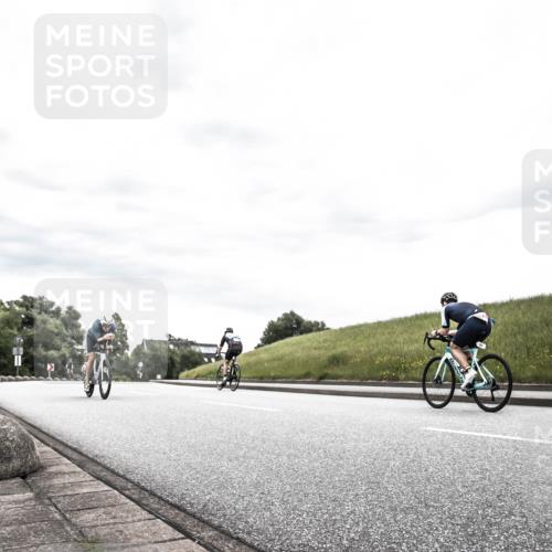 21.06.2026 - 29. Vierlanden-Triathlon H.Heesch http://msf.ph/oto/9904032 21.06.2026 10:23:38 Radfahren 13, 132 meine-sportfotos.de