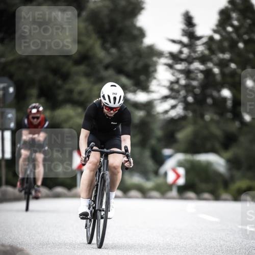 21.06.2026 - 29. Vierlanden-Triathlon H.Heesch http://msf.ph/oto/9904056 21.06.2026 10:19:27 Radfahren 171, 184, 242 meine-sportfotos.de