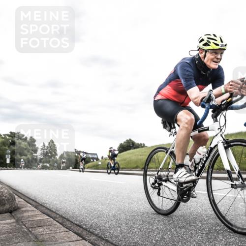 21.06.2026 - 29. Vierlanden-Triathlon H.Heesch http://msf.ph/oto/9904064 21.06.2026 10:23:52 Radfahren 62, 288, 584 meine-sportfotos.de