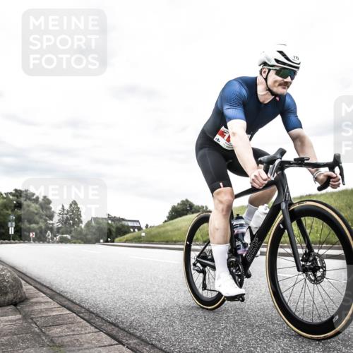 21.06.2026 - 29. Vierlanden-Triathlon H.Heesch http://msf.ph/oto/9904104 21.06.2026 10:24:21 Radfahren 74, 172, 196, 240 meine-sportfotos.de