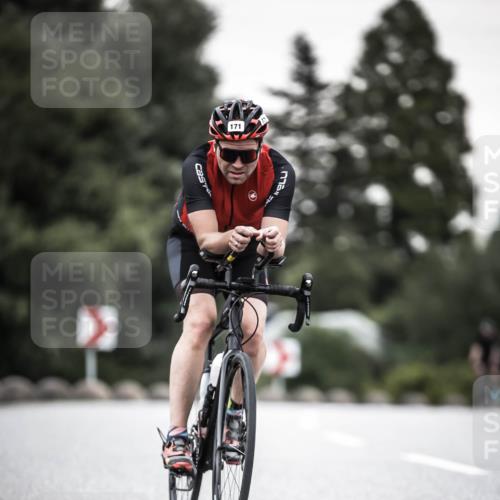 21.06.2026 - 29. Vierlanden-Triathlon H.Heesch http://msf.ph/oto/9904105 21.06.2026 10:19:29 Radfahren 171, 184, 242 meine-sportfotos.de