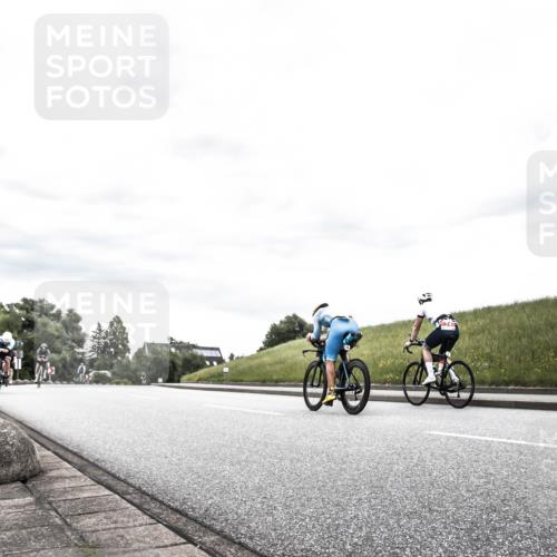 21.06.2026 - 29. Vierlanden-Triathlon H.Heesch http://msf.ph/oto/9904116 21.06.2026 10:24:31 Radfahren 84, 94, 169, 370, 552, 622 meine-sportfotos.de