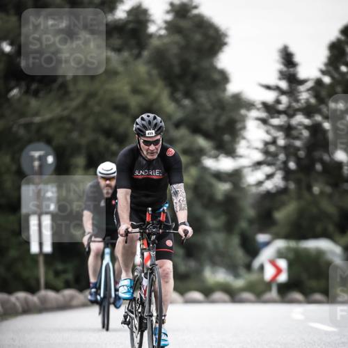 21.06.2026 - 29. Vierlanden-Triathlon H.Heesch http://msf.ph/oto/9904146 21.06.2026 10:19:37 Radfahren 403, 455 meine-sportfotos.de
