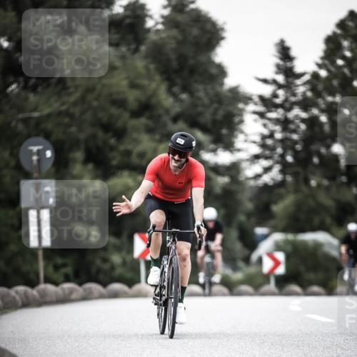 21.06.2026 - 29. Vierlanden-Triathlon H.Heesch http://msf.ph/oto/9904168 21.06.2026 10:18:31 Radfahren 87, 121, 393, 442, 446 meine-sportfotos.de