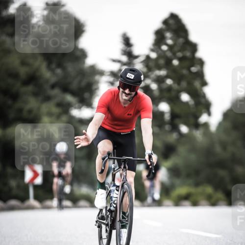 21.06.2026 - 29. Vierlanden-Triathlon H.Heesch http://msf.ph/oto/9904190 21.06.2026 10:18:32 Radfahren 87, 121, 393, 442, 446 meine-sportfotos.de