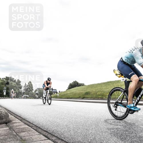 21.06.2026 - 29. Vierlanden-Triathlon H.Heesch http://msf.ph/oto/9904203 21.06.2026 10:25:16 Radfahren 76, 77, 98, 107, 506 meine-sportfotos.de