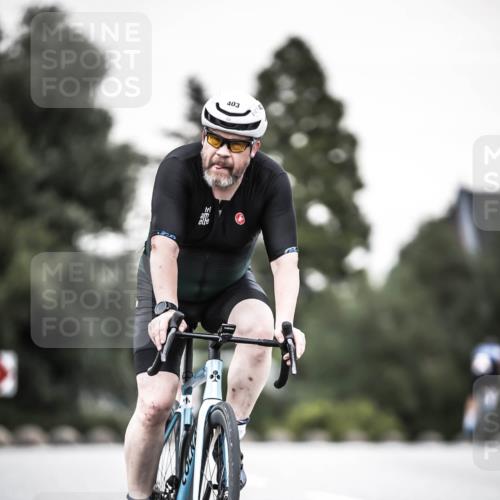 21.06.2026 - 29. Vierlanden-Triathlon H.Heesch http://msf.ph/oto/9904210 21.06.2026 10:19:39 Radfahren 403, 455 meine-sportfotos.de