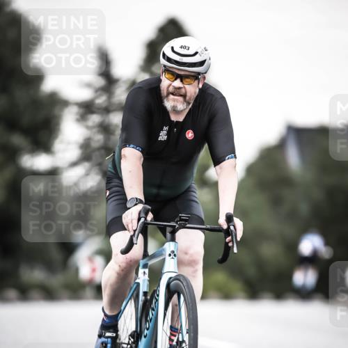21.06.2026 - 29. Vierlanden-Triathlon H.Heesch http://msf.ph/oto/9904218 21.06.2026 10:19:39 Radfahren 403, 455 meine-sportfotos.de