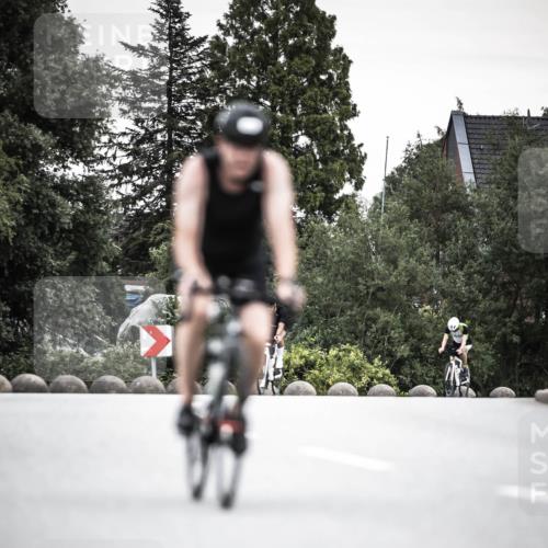 21.06.2026 - 29. Vierlanden-Triathlon H.Heesch http://msf.ph/oto/9904227 21.06.2026 10:19:50 Radfahren 18, 21, 69, 146, 268, 400 meine-sportfotos.de