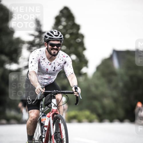 21.06.2026 - 29. Vierlanden-Triathlon H.Heesch http://msf.ph/oto/9904257 21.06.2026 10:19:52 Radfahren 18, 21, 69, 146, 163, 268, 400 meine-sportfotos.de