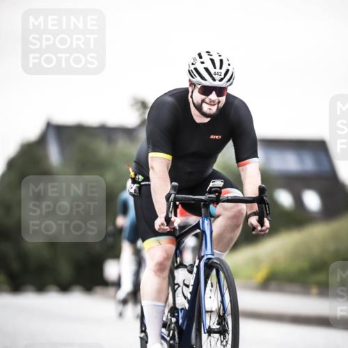 21.06.2026 - 29. Vierlanden-Triathlon H.Heesch http://msf.ph/oto/9904300 21.06.2026 10:18:38 Radfahren 148, 442, 446 meine-sportfotos.de