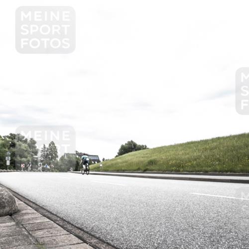 21.06.2026 - 29. Vierlanden-Triathlon H.Heesch http://msf.ph/oto/9904305 21.06.2026 10:25:56 Radfahren 114, 380, 382 meine-sportfotos.de