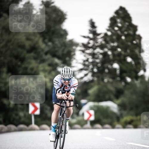 21.06.2026 - 29. Vierlanden-Triathlon H.Heesch http://msf.ph/oto/9904323 21.06.2026 10:18:46 Radfahren 148, 290 meine-sportfotos.de
