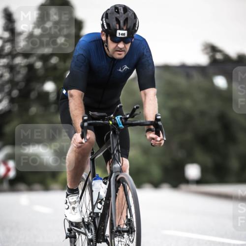 21.06.2026 - 29. Vierlanden-Triathlon H.Heesch http://msf.ph/oto/9904328 21.06.2026 10:19:54 Radfahren 18, 21, 69, 79, 146, 163, 268, 400 meine-sportfotos.de