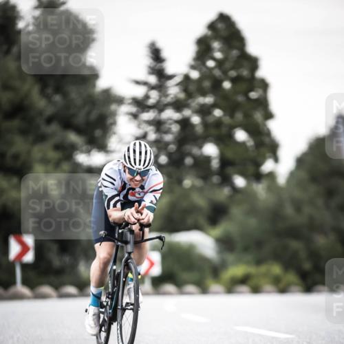 21.06.2026 - 29. Vierlanden-Triathlon H.Heesch http://msf.ph/oto/9904335 21.06.2026 10:18:46 Radfahren 148, 290 meine-sportfotos.de