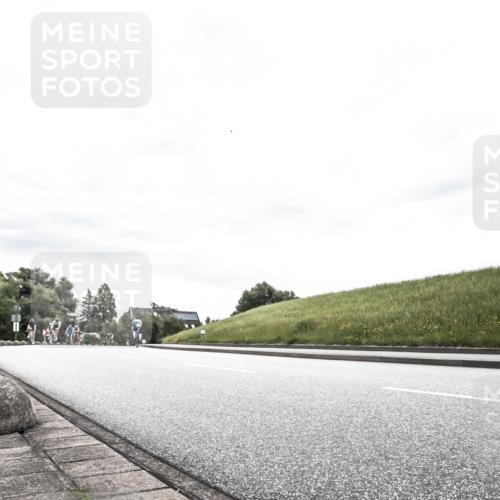 21.06.2026 - 29. Vierlanden-Triathlon H.Heesch http://msf.ph/oto/9904356 21.06.2026 10:25:57 Radfahren 114, 382 meine-sportfotos.de