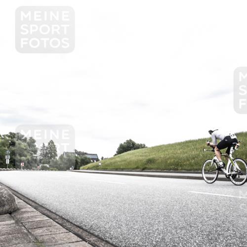 21.06.2026 - 29. Vierlanden-Triathlon H.Heesch http://msf.ph/oto/9904432 21.06.2026 10:26:11 Radfahren 291, 311, 530, 613 meine-sportfotos.de