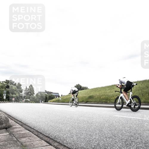21.06.2026 - 29. Vierlanden-Triathlon H.Heesch http://msf.ph/oto/9904435 21.06.2026 10:26:12 Radfahren 291, 530, 613 meine-sportfotos.de